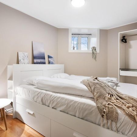 Ferienwohnung New! Modern City Apt: Central W/ Private Entrence Bergen Exterior foto