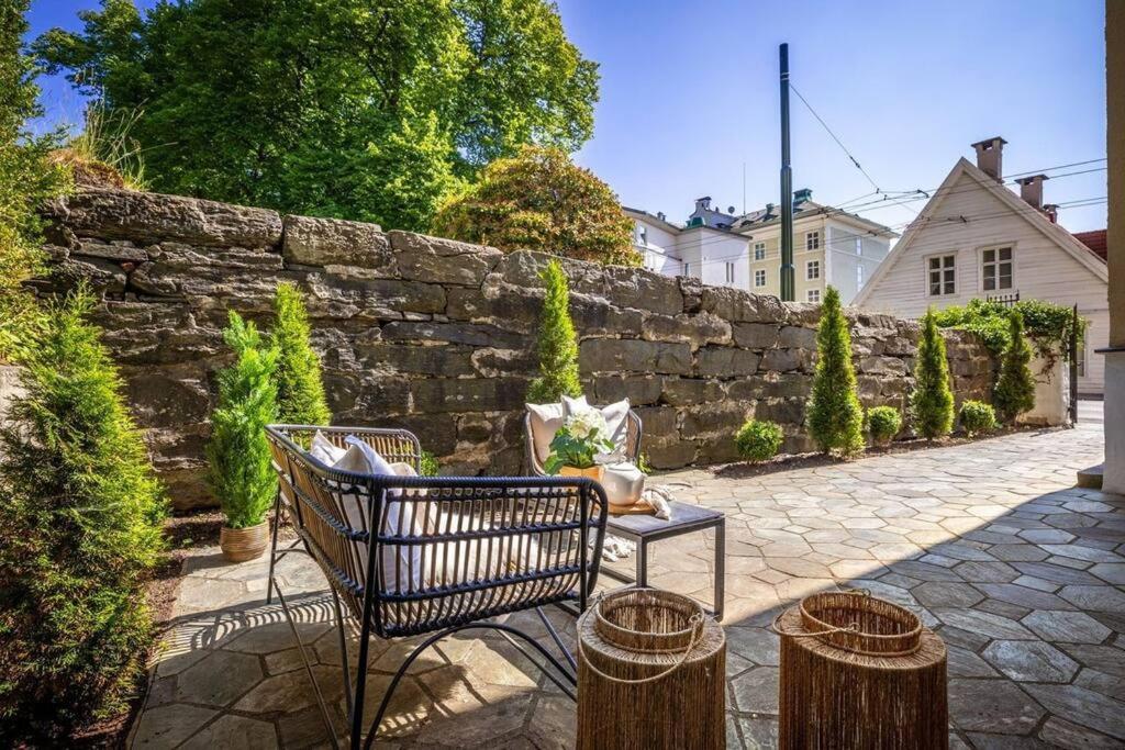 Ferienwohnung New! Modern City Apt: Central W/ Private Entrence Bergen Exterior foto